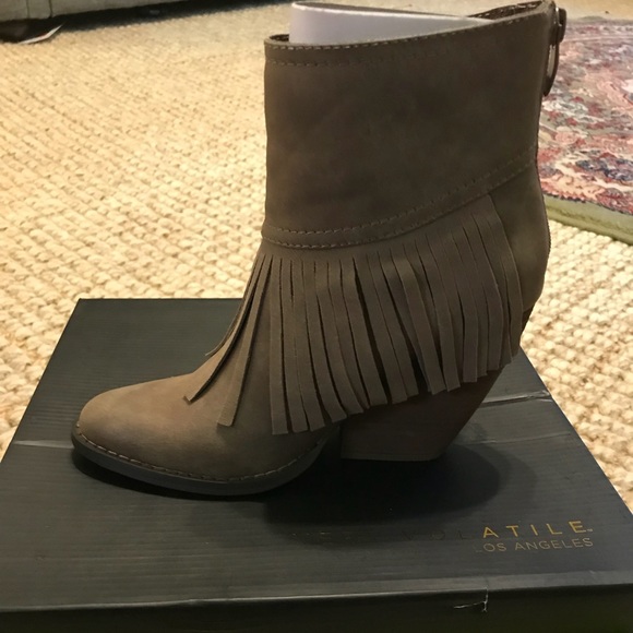 VERY VOLATILELE KHOLE FRINGE BOOTIE ON WEDGE - Picture 4 of 7